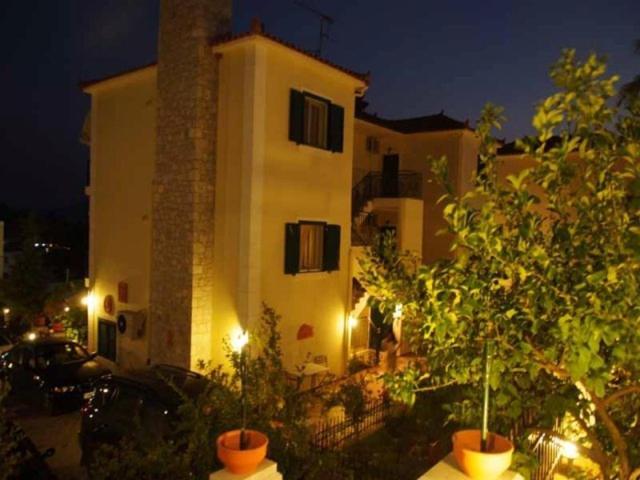 Amfitrion Apartment Gytheio Exterior foto